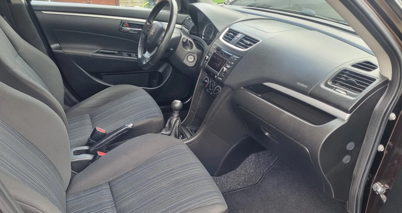 Suzuki Swift cena 29999 przebieg: 148000, rok produkcji 2014 z Zawiercie małe 667